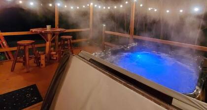 The Banty Rooster - A Couples Getaway in the Mountains of East Tennessee