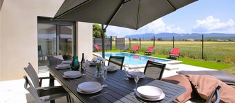 Gorgeous home in Cléon d'Andran