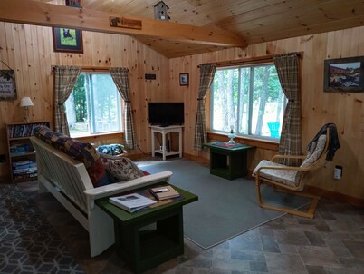 White Mountain scenic river camp with cozy cabin