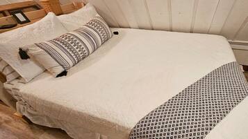 2 Schlafzimmer, Schreibtisch, kostenloses WLAN, Bettwäsche