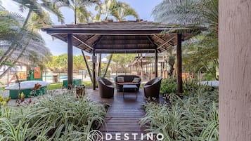 Apartment | Terrace/patio