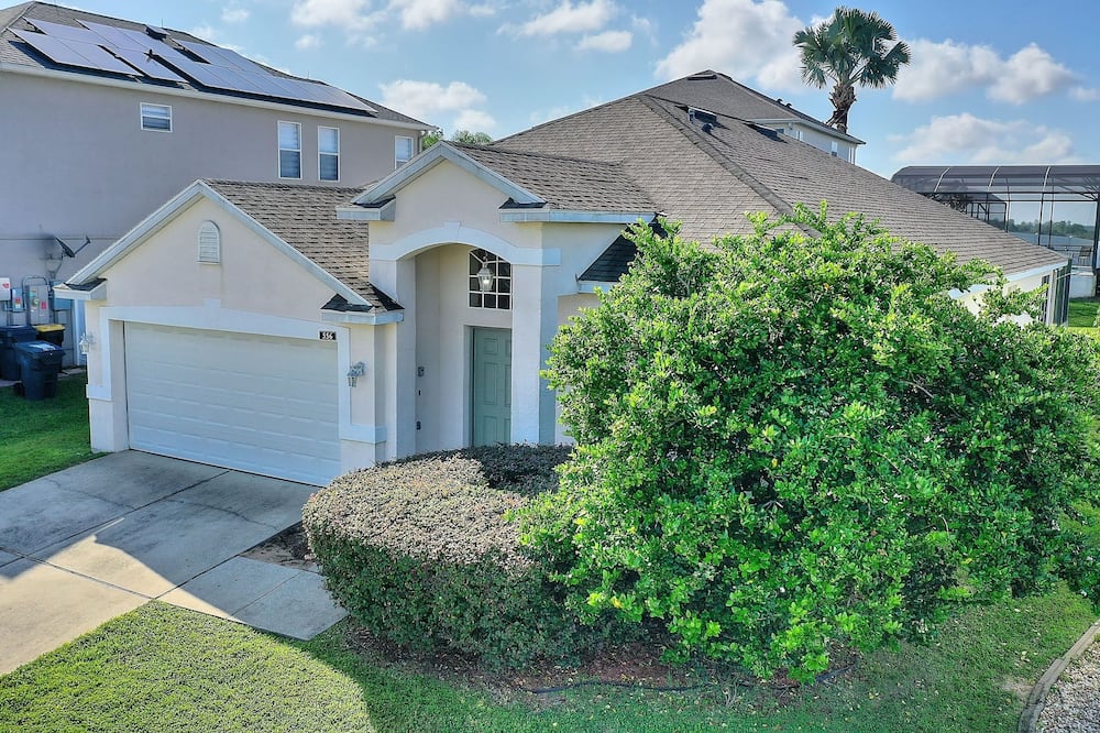 Sun Living: Golf Community, Private Pool 809 4 Bedroom Villa - Highlands Reserve, FL