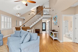 House, Multiple Beds, Private Pool, Pool View | Living area | 40-inch TV with cable channels