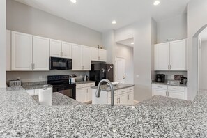 Villa - 5 sovrum | Eget kök | Kylskåp, ugn, kaffe- och tebryggare och brödrost