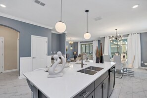 Villa, 6 Bedrooms | Private kitchen - Fantasia @ Storey Lake By Shine Villas â #408 6 Bedroom Villa (Kissimmee)