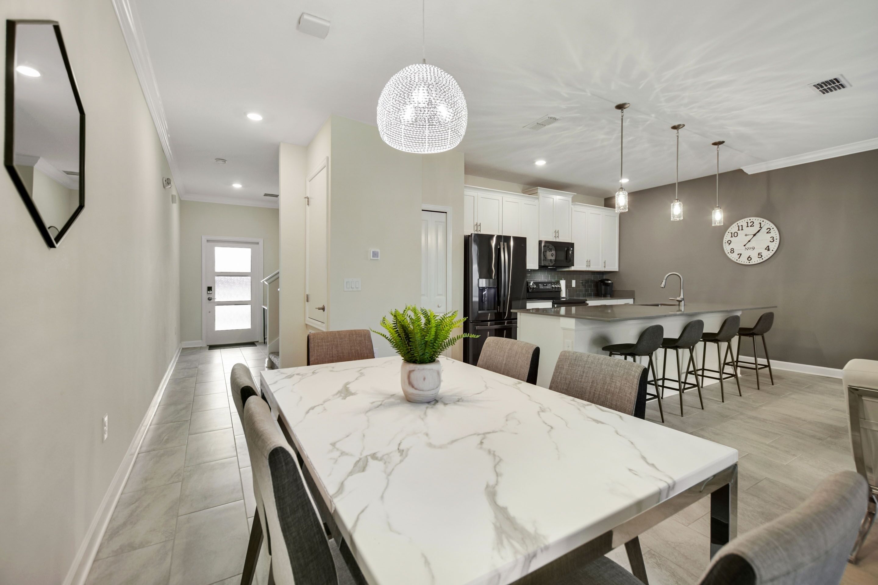 Townhome, 4 Bedrooms | Dining