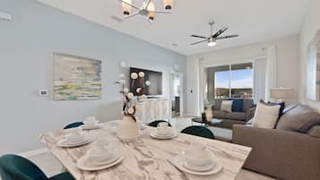 Kondominium, 2 kamar tidur | Tempat makan