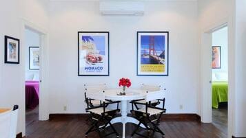 Cottage, 2 Bedrooms | Dining