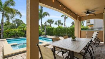 Villa, 6 Schlafzimmer | Pool | Beheizter Pool