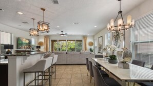 Villa, 6 habitaciones | Restauración
