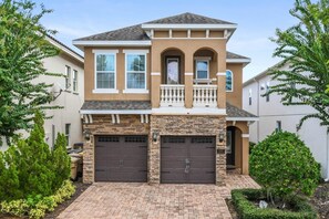 Villa, 6 Bedrooms | Exterior