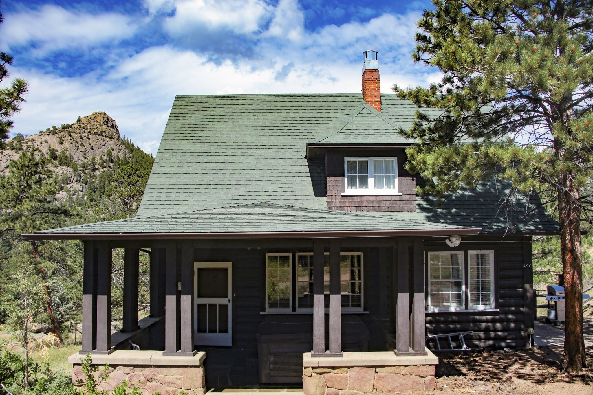 Cabin, 3 Bedrooms | BBQ/picnic area