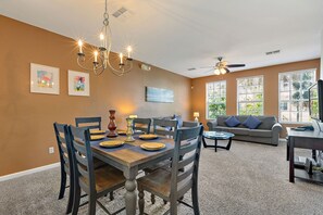 聯排別墅, 3 間臥室 | 用餐區