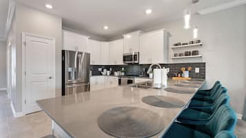 Villa, Multiple Bedrooms | Private kitchen | Fridge, oven, coffee/tea maker, toaster