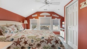 3 bedrooms, iron/ironing board, free WiFi - Beautiful Two Story Condo with Pool by Beach (Wildwood Crest)