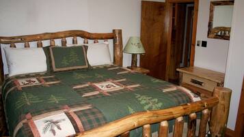 Cabin, 3 Bedrooms | 3 bedrooms, free WiFi