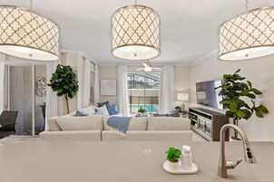 Townhome, 4 Bedrooms | Interior