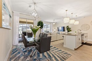 Maison mitoyenne, 4 chambres | Intérieur
