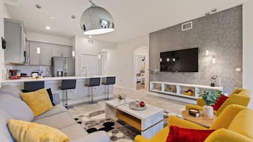 Condo, 2 Bedrooms | Living area | Smart TV