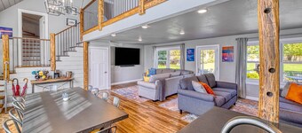 Ephraim home- Great for Families and Groups! Dog Friendly up to 4 dogs!