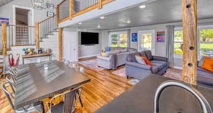 Ephraim home- Great for Families and Groups! Dog Friendly up to 4 dogs!