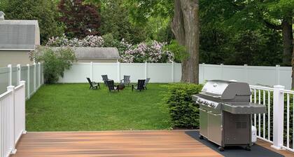 Renovated Home with Retro Charm and proximity to Downtown Sister Bay