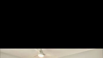 5 bedrooms, desk, iron/ironing board, travel crib