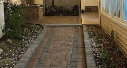 Spacious Modern House 15 minutes from JFK airport!