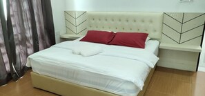 Executive-rum | Minibar, mörkläggningsgardiner, ljudisolering och strykjärn/strykbräda