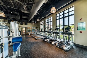 Vila, vários quartos | Sala de fitness