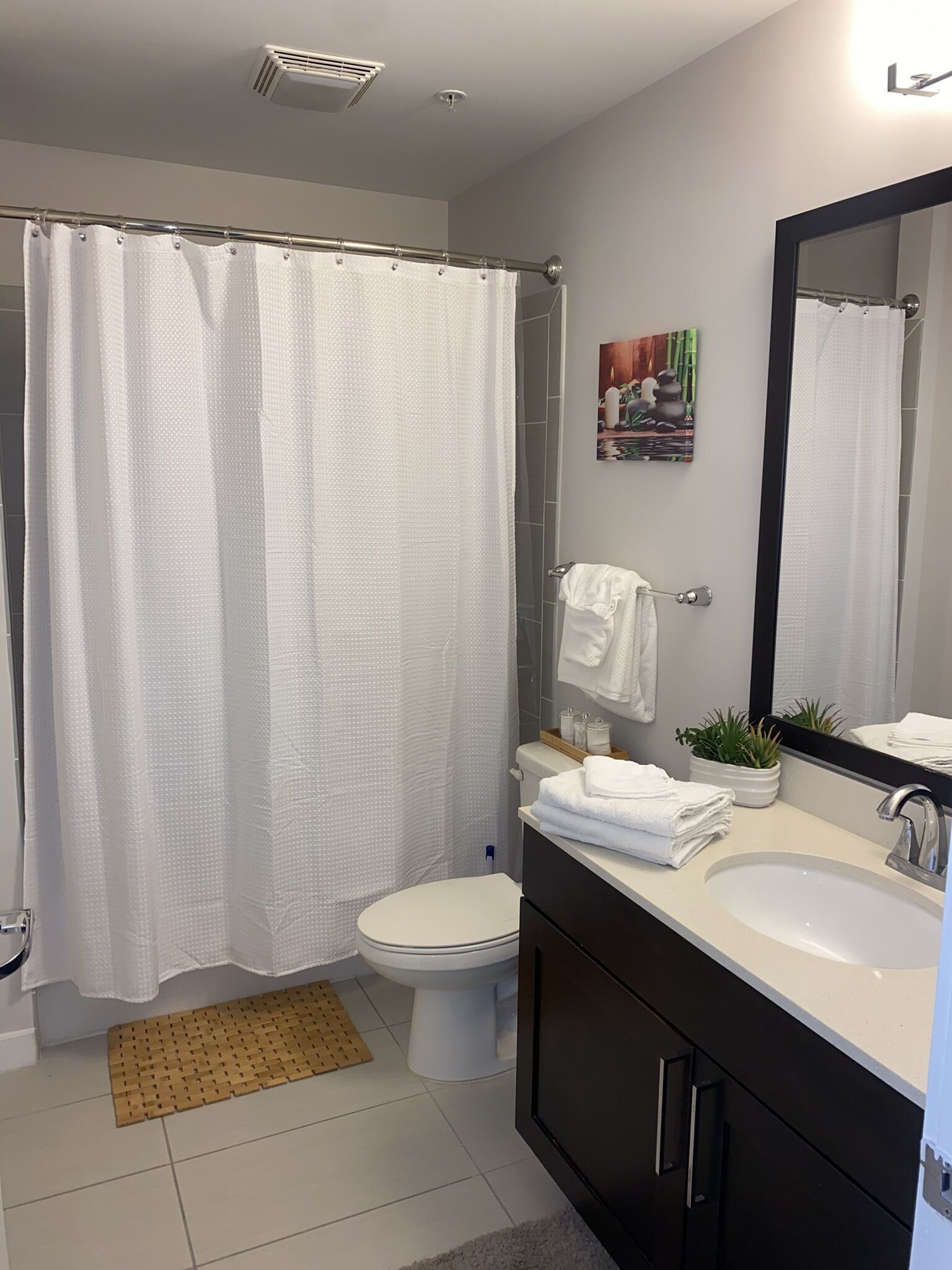 Towels, soap, shampoo, toilet paper