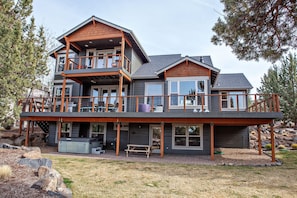 Exterior - West Ridge Craftsman with Amazing Views  (Redmond)