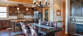 West Ridge Craftsman with Amazing Views