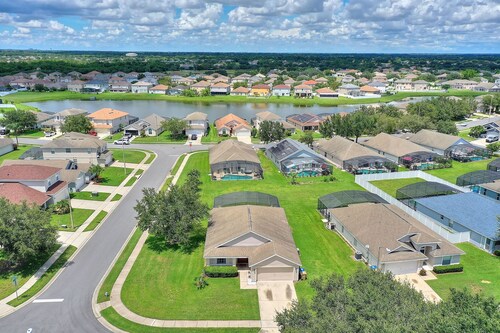 Gilded Parasol By Shine Villas Remington Golf #410 4 Bedroom Home