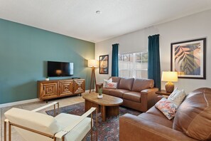 Townhome, 5 Bedrooms | Living area