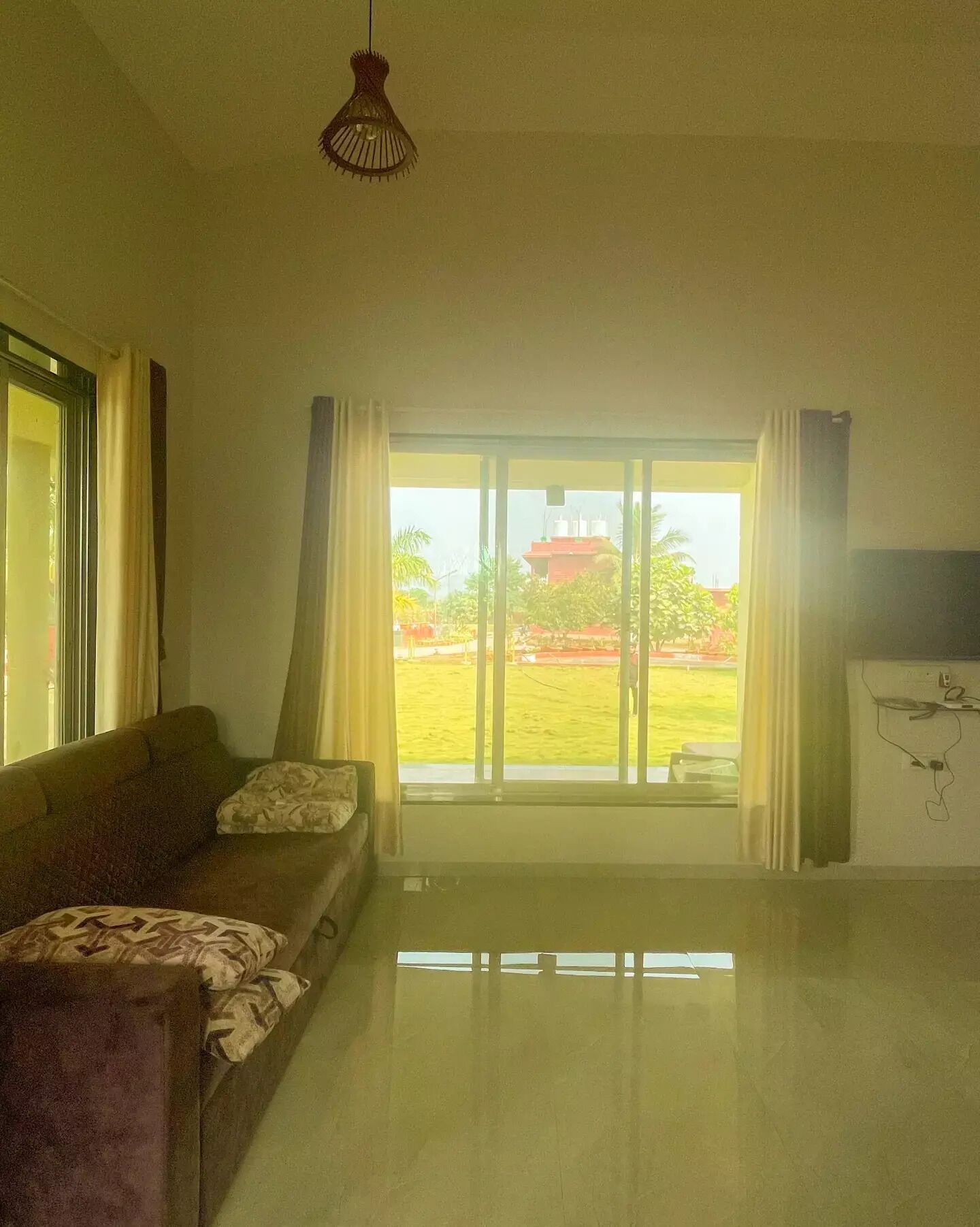 尊荣开间套房 | 起居区