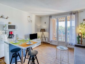 Interior - Les Aigues Marines by Interhome (Saint Cyr sur Mer La Madrague)