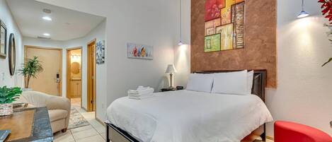 Desk, iron/ironing board, free WiFi, bed sheets