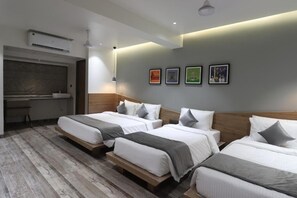 Family Room | Egyptian cotton sheets, premium bedding, pillow-top beds, desk