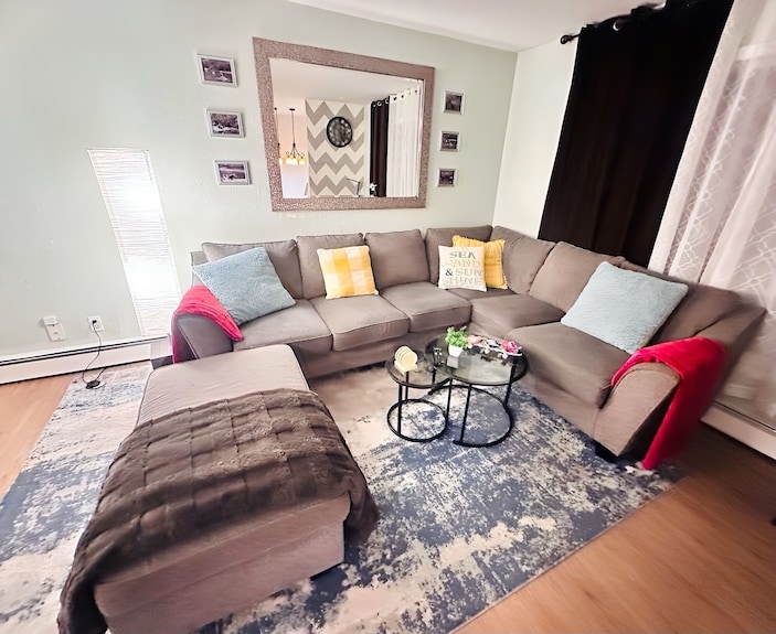 ️ Flying Bear "B" 3- Bedroom 1.5 Bath Comfortable Home ️ - Kodiak, AK