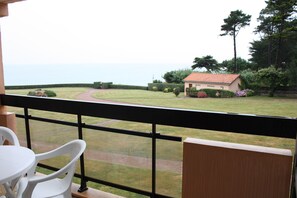Property grounds - Sea view apartment (Pornic)