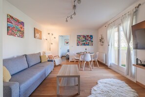 TV - L'Obernoi, located in a private residence not far from the city center (Obernai)