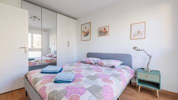 1 chambre, fer et planche Ă repasser, lit parapluie, Wi-Fi gratuit