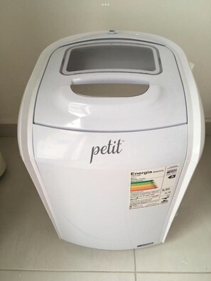 Studio Standard | Skrivbord, arbetsyta för laptop, gratis wi-fi och sängkläder