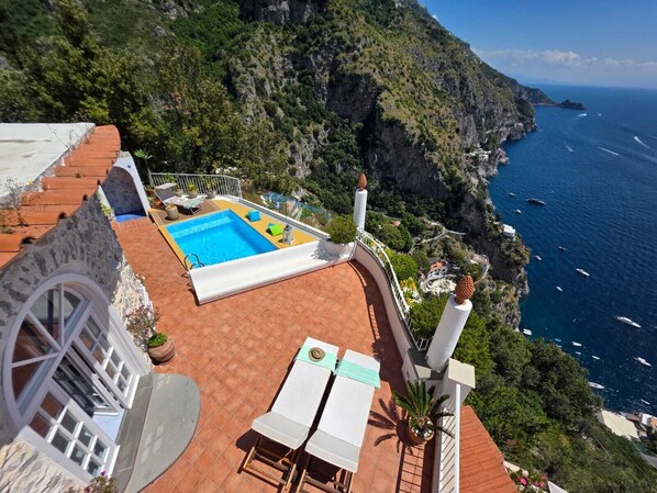 Outdoor pool - Villa Poesia - Cozy Accommodation Experience (Praiano)