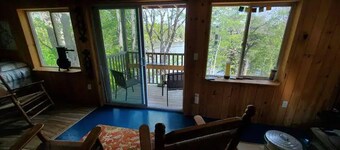 Oceanfront lodge with all the amenities for a family vacation