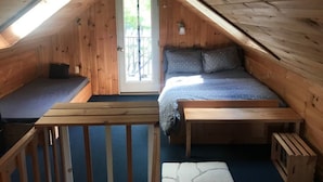 2 室のベッドルーム、デスク、WiFi、ベッドシーツ