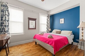 3 bedrooms, desk, iron/ironing board, WiFi