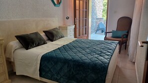 3 chambres, bureau, fer et planche à repasser, Wi-Fi gratuit