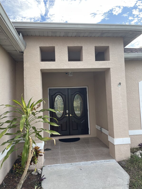 Exterior detail - Pool 3 bedrooms home in Englewood, Florida (Englewood)